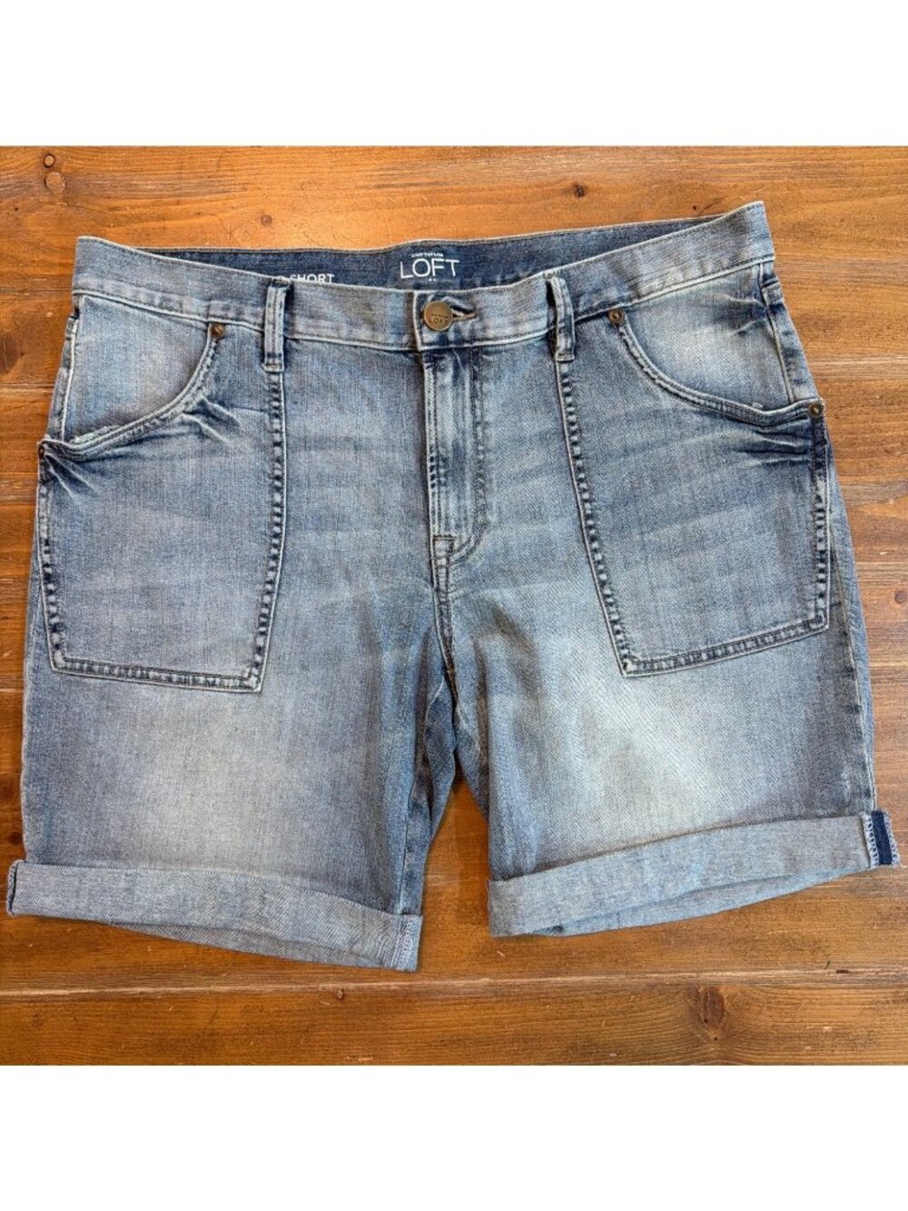 Ann Taylor Loft Denim Boyfriend Shorts Sz 10 Light Wash Womens Casual Summer Sty